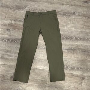 Men's Olive Chinos